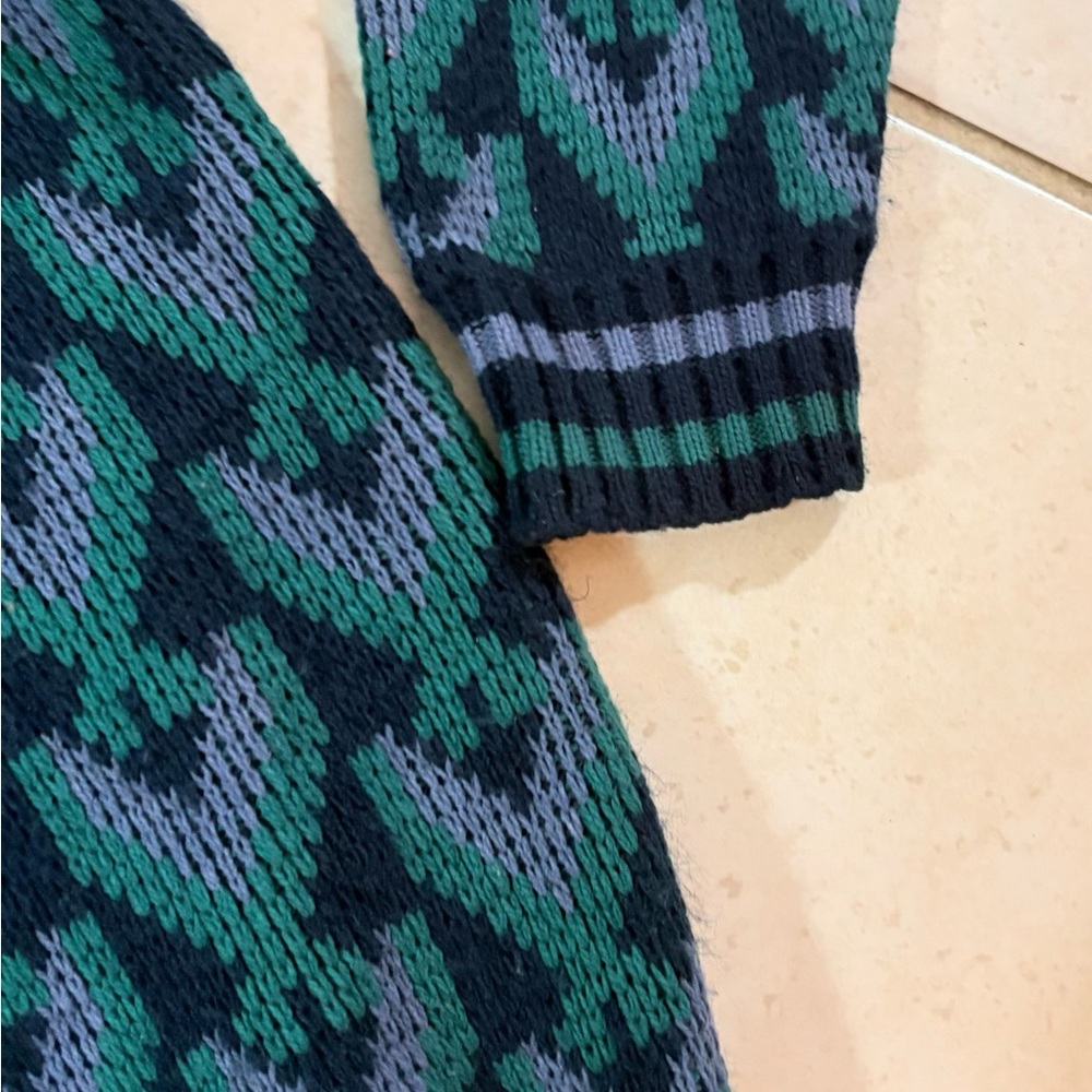 Towncraft Navy and Teal Crewneck Sweater - Picture 7 of 8